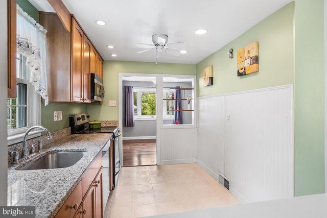 1035 GIRARD AVE, Swarthmore, PA 19081