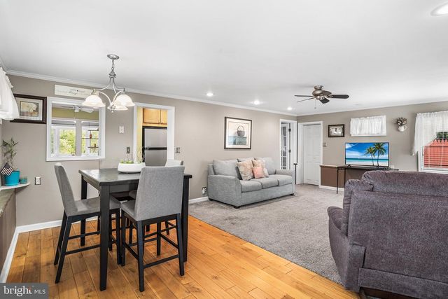 1035 GIRARD AVE, Swarthmore, PA 19081