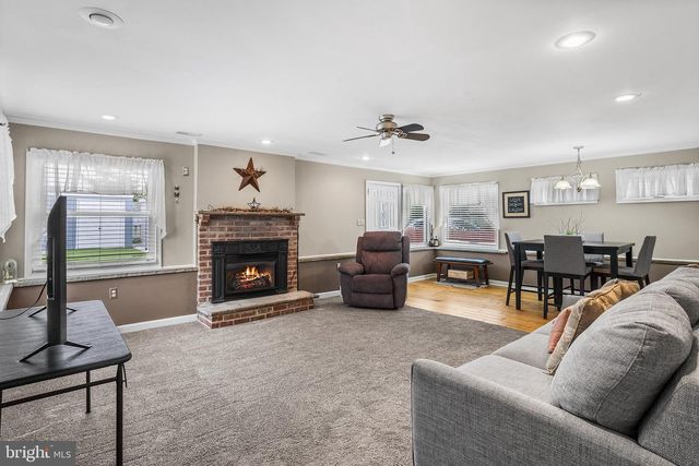 1035 GIRARD AVE, Swarthmore, PA 19081