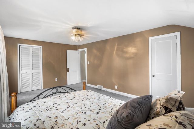 1035 GIRARD AVE, Swarthmore, PA 19081