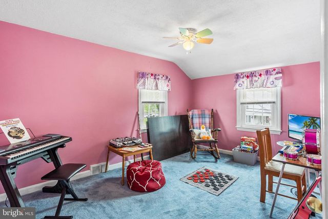 1035 GIRARD AVE, Swarthmore, PA 19081