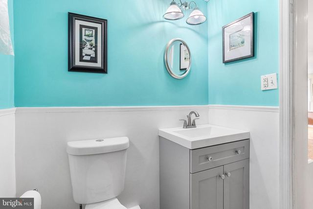 1035 GIRARD AVE, Swarthmore, PA 19081