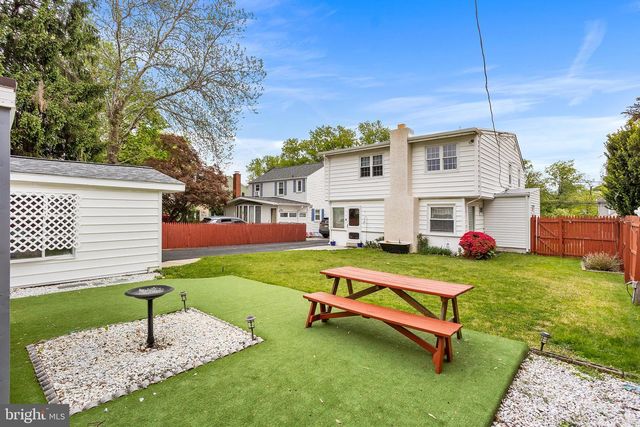 1035 GIRARD AVE, Swarthmore, PA 19081