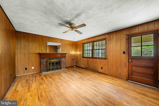 711 ASHFORD RD, Wilmington, DE 19803