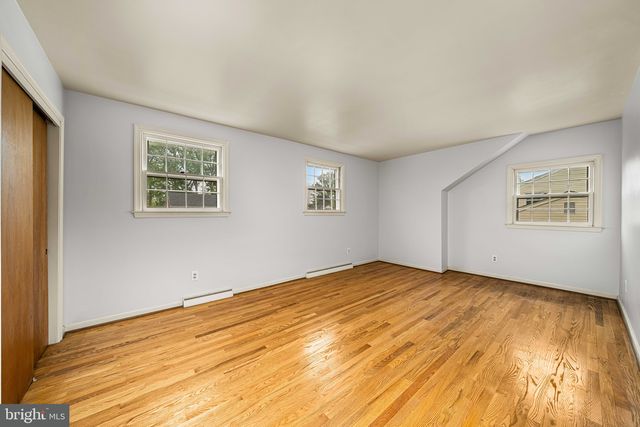 711 ASHFORD RD, Wilmington, DE 19803