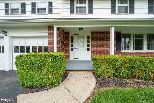 711 ASHFORD RD, Wilmington, DE 19803
