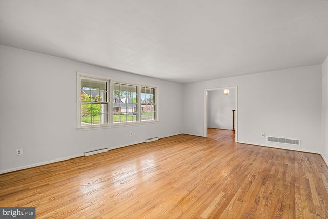 711 ASHFORD RD, Wilmington, DE 19803
