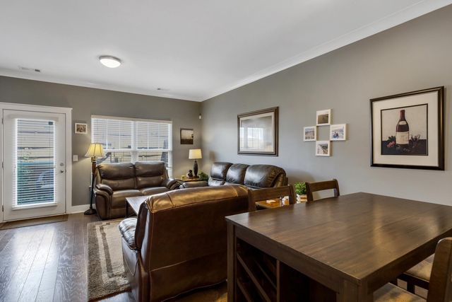 324 W Mill Dr, Nashville, TN 37209