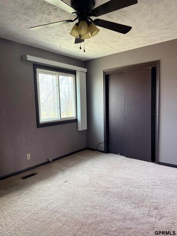 705 E 4th Street, Hickman, NE 68372