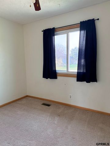 705 E 4th Street, Hickman, NE 68372