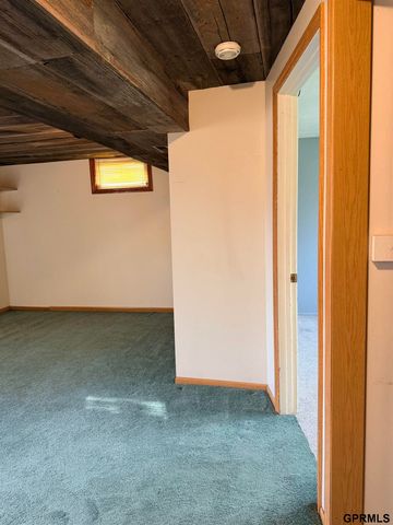 705 E 4th Street, Hickman, NE 68372