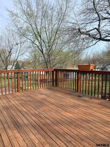 705 E 4th Street, Hickman, NE 68372