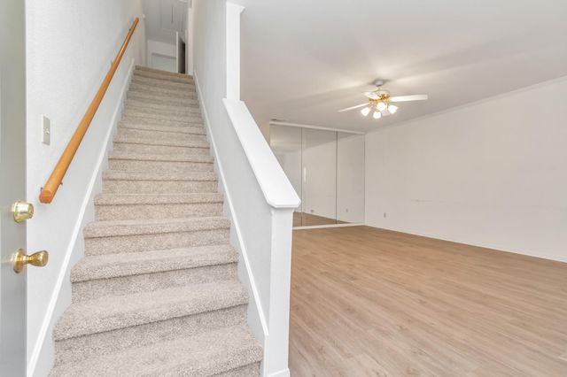 9800 Pagewood Lane 3104, Houston, TX 77042