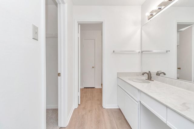9800 Pagewood Lane 3104, Houston, TX 77042