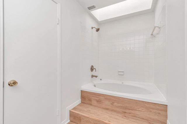 9800 Pagewood Lane 3104, Houston, TX 77042