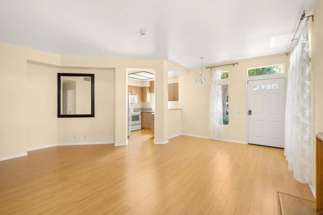 7275 Calabria Court 70, San Diego, CA 92122