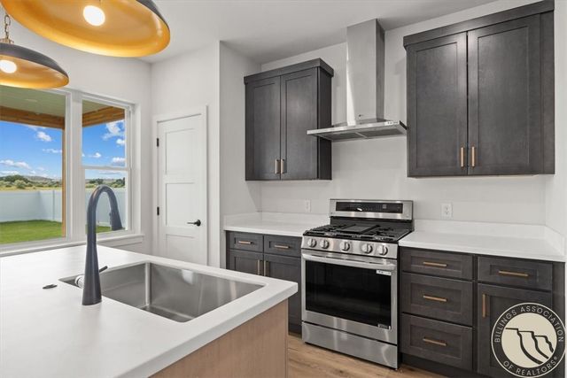 1210 Buffalo Crossing Dr, Billings, MT 59106