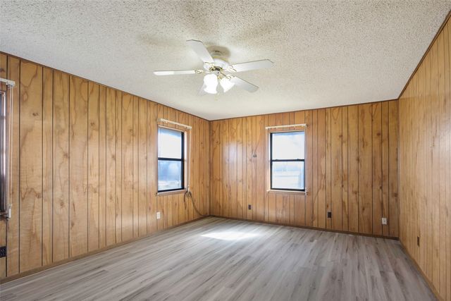 563 County Road 4730, Leonard, TX 75452