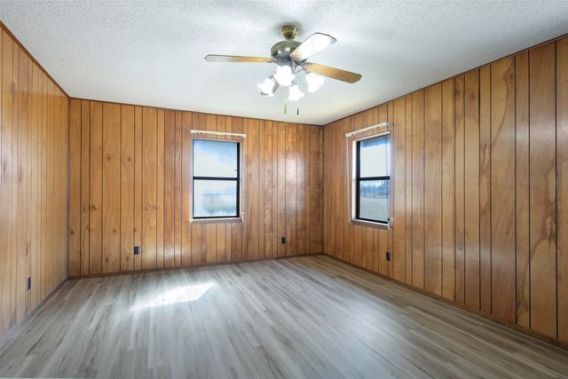 563 County Road 4730, Leonard, TX 75452