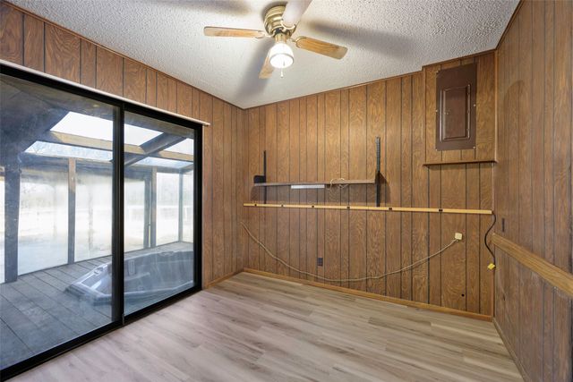 563 County Road 4730, Leonard, TX 75452