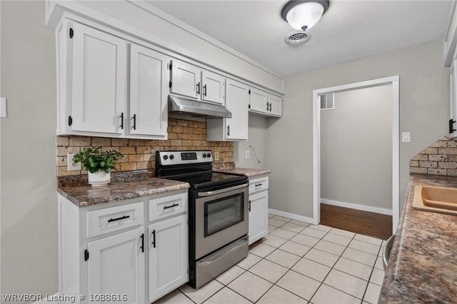 9225 Bryn Mawr Circle, Fort Smith, AR 72908