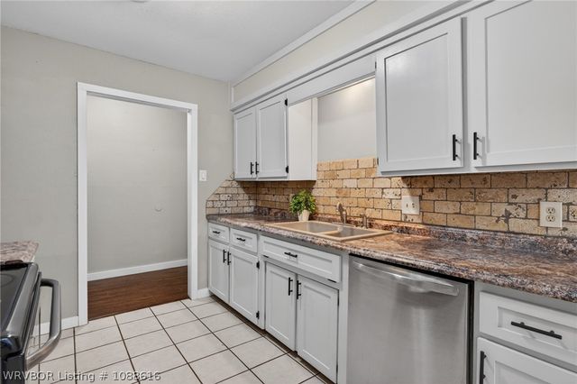 9225 Bryn Mawr Circle, Fort Smith, AR 72908