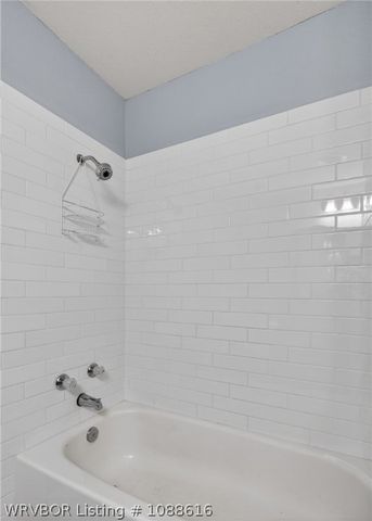 9225 Bryn Mawr Circle, Fort Smith, AR 72908