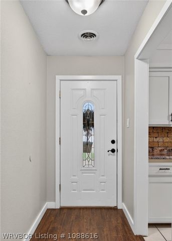 9225 Bryn Mawr Circle, Fort Smith, AR 72908