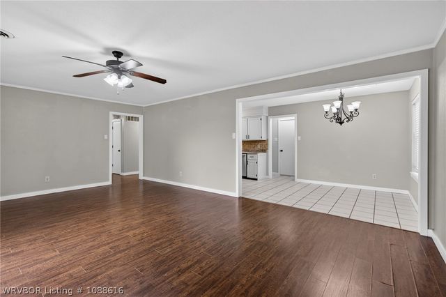 9225 Bryn Mawr Circle, Fort Smith, AR 72908