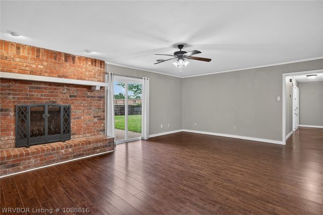 9225 Bryn Mawr Circle, Fort Smith, AR 72908
