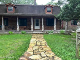 375 Arrowhead Drive, Brick, NJ 08724
