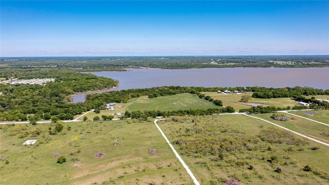 185 Triangle Road, Valley View, TX 76272