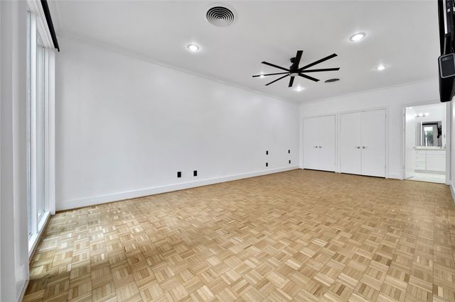 33 River Hollow Lane, Houston, TX 77027