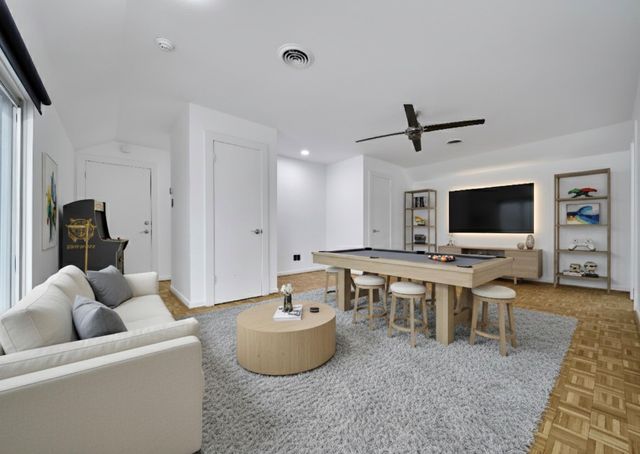 33 River Hollow Lane, Houston, TX 77027