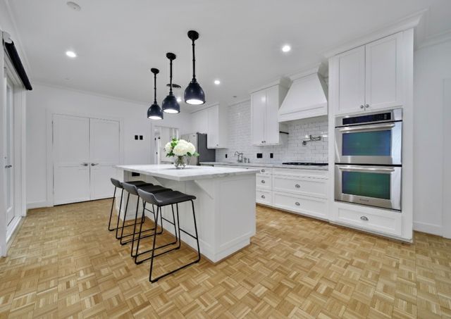 33 River Hollow Lane, Houston, TX 77027