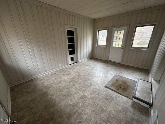 10488 Dewhurst Road, Elyria, OH 44035