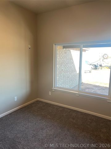 10320 E 132nd Street S, Bixby, OK 74008