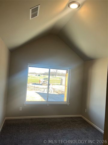 10320 E 132nd Street S, Bixby, OK 74008