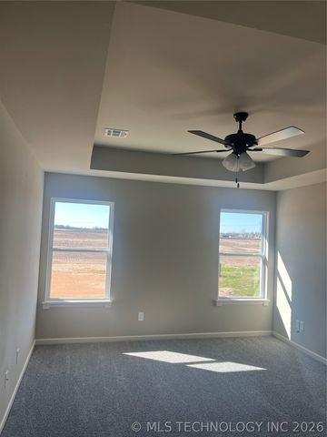 10320 E 132nd Street S, Bixby, OK 74008