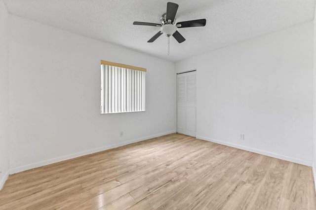 319 Knotty Pine Circle C-1, Greenacres, FL 33463