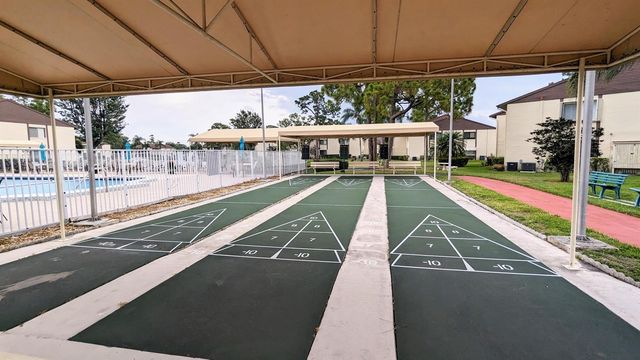 319 Knotty Pine Circle C-1, Greenacres, FL 33463