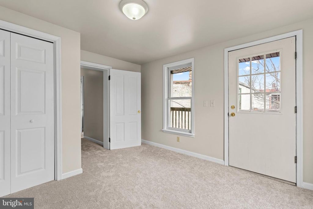 Image 24 of property listing at 44 MADISON AVE, Hagerstown, MD 21740