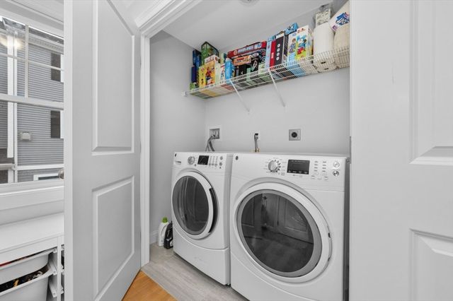 23 Orange St 2, Waltham, MA 02453