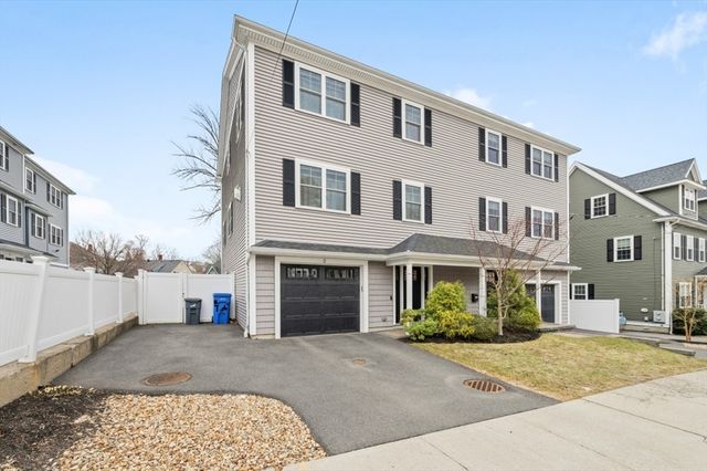 23 Orange St 2, Waltham, MA 02453