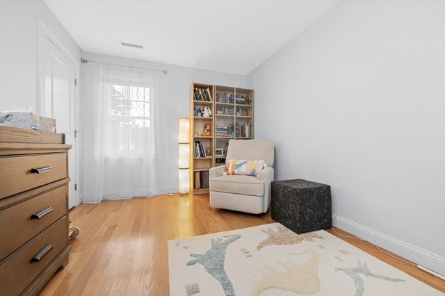 23 Orange St 2, Waltham, MA 02453