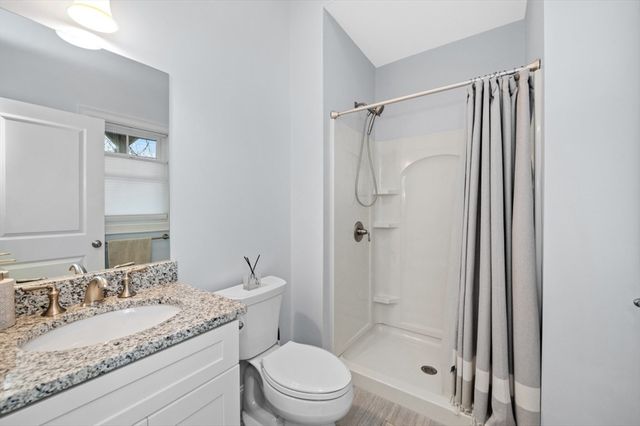 23 Orange St 2, Waltham, MA 02453