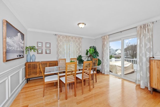 23 Orange St 2, Waltham, MA 02453