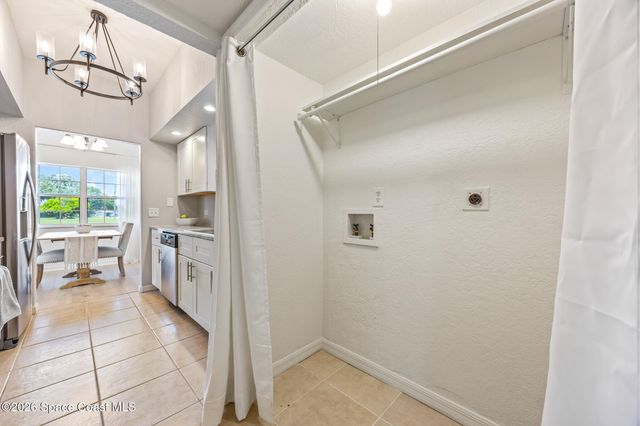 777 James Circle NE, Palm Bay, FL 32905