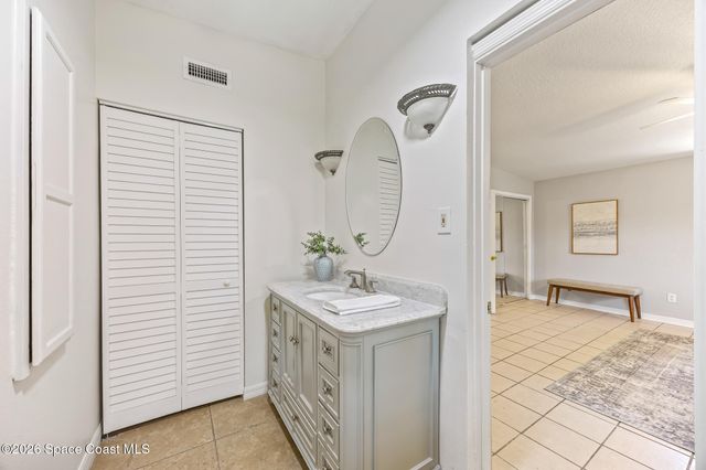 777 James Circle NE, Palm Bay, FL 32905