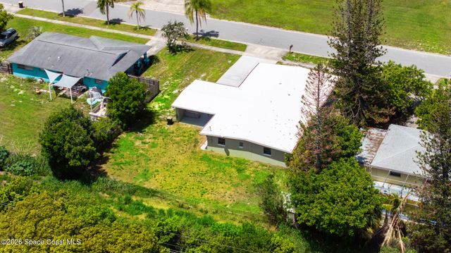 777 James Circle NE, Palm Bay, FL 32905